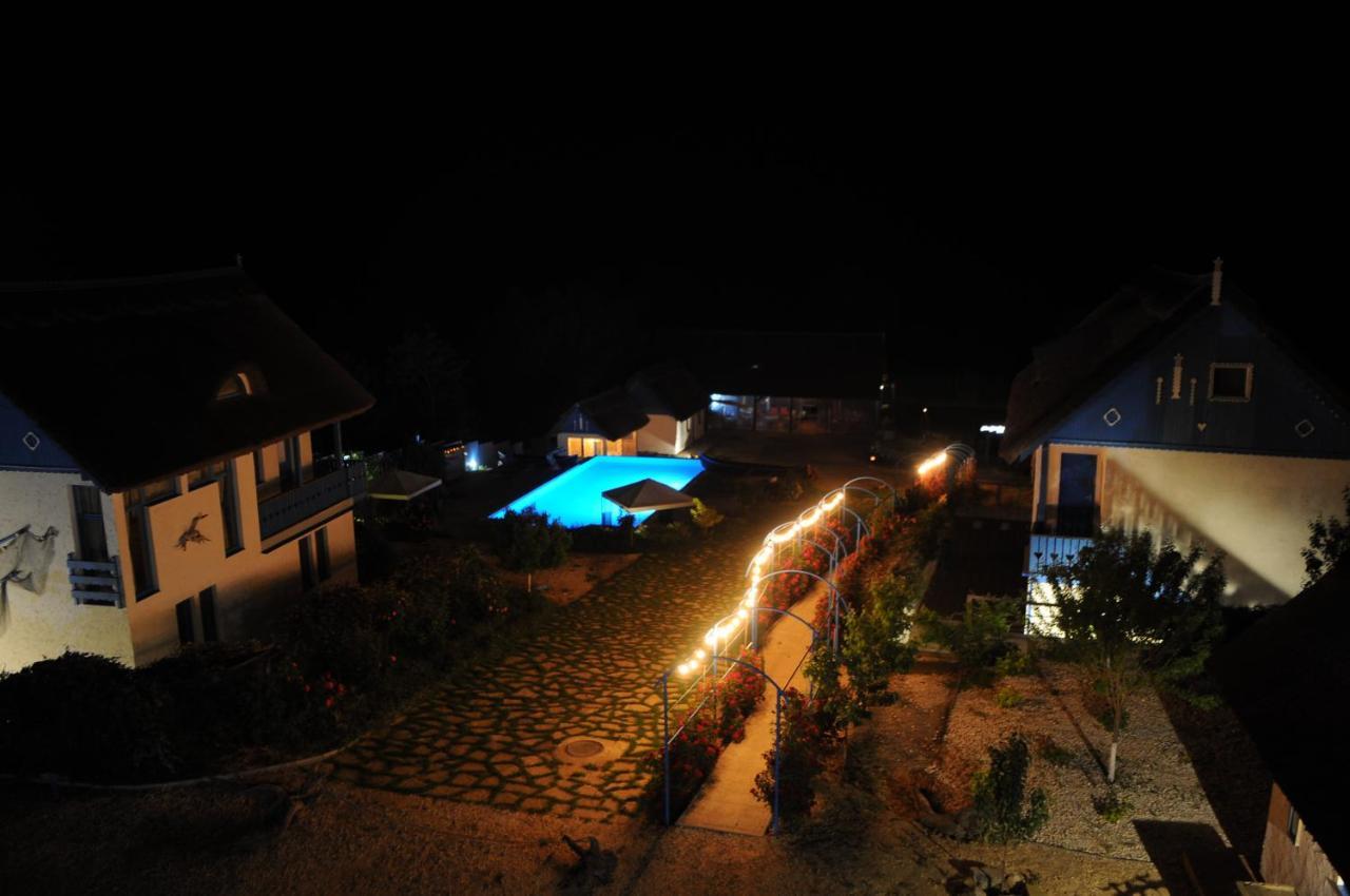 Nena Art Resort Dunavatu de Jos Exterior foto